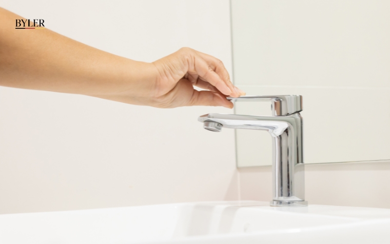 Vòi lavabo 2